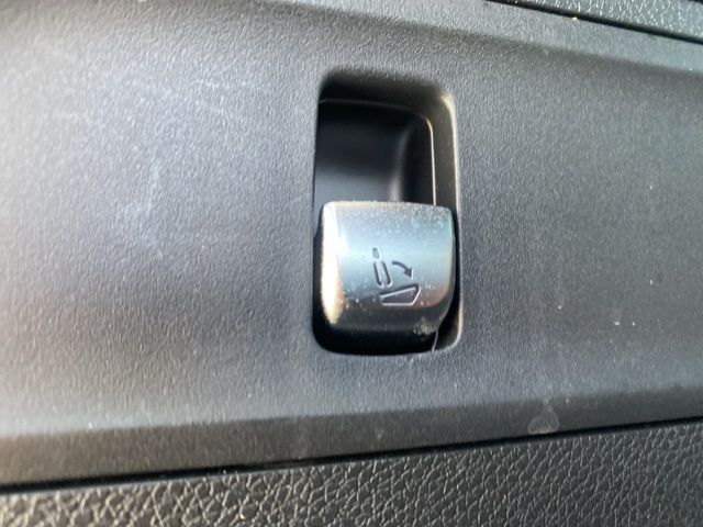 Used Car 2017 Mercedes-benz Glc  Glc 300 For Sale Under $20,000 In San Antonio, Texas