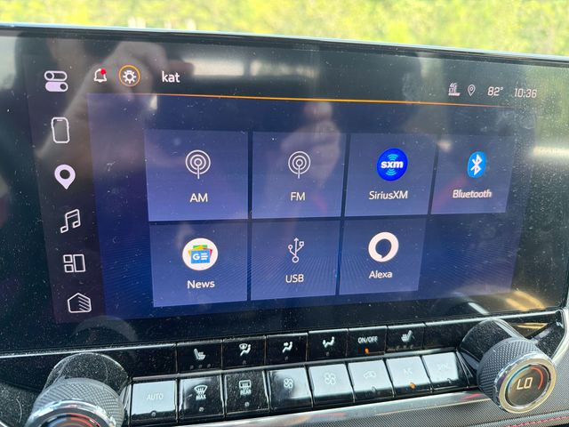 Used 2023 Gray Chevrolet Z71 image 19