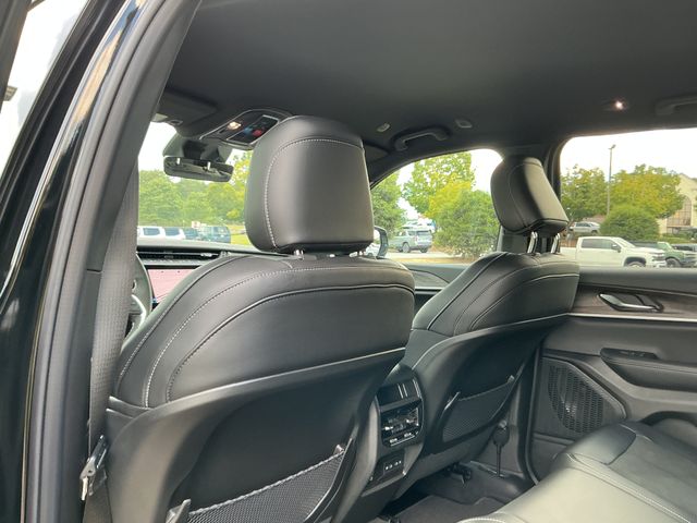 New 2027 Jeep Grand Cherokee SUV