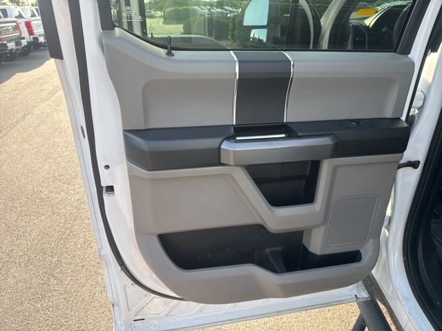 Used 2019 White Ford XLT image 21