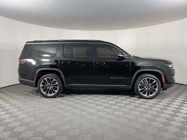 2022 Jeep Wagoneer Series III 11