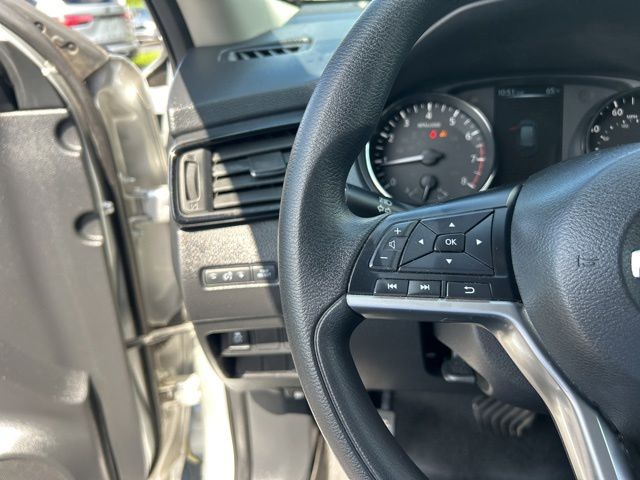 2017 Nissan Rogue S - Photo 20