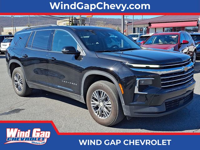 Mosaic Black Metallic 2026 Chevrolet Traverse LT AWD SUV / Crossover Four-Wheel Drive 8-Speed Automatic