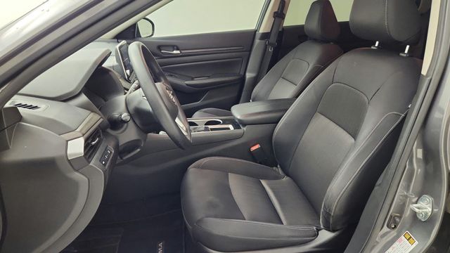 2024 Nissan Altima 2.5 SV - 9