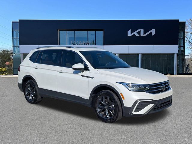 2023 Volkswagen Tiguan SE