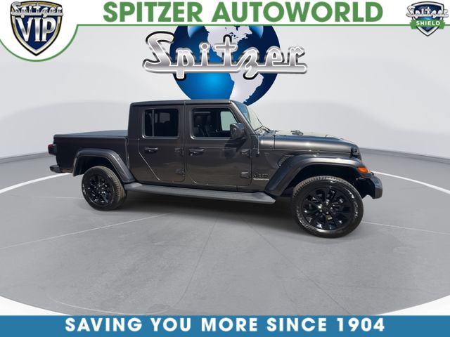 Certified Used 2021 Gray Jeep Overland image 10