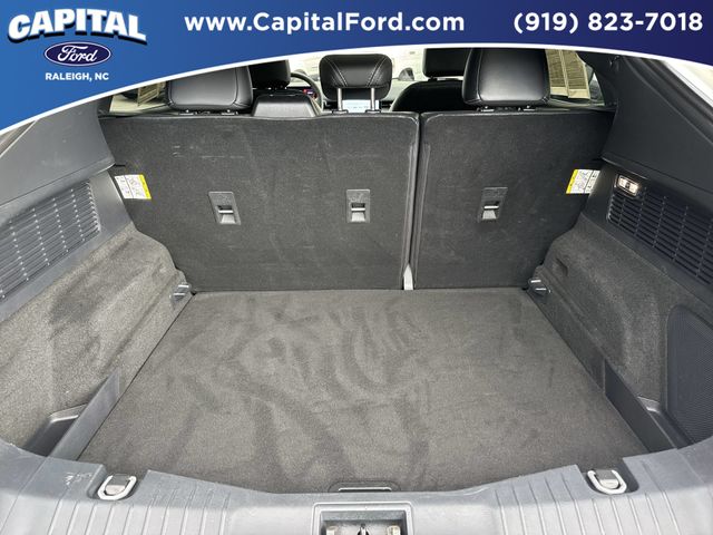 Certified Used 2025 Star White Ford Premium image 16
