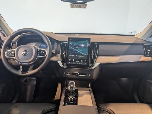 New 2026 Black Volvo B6 Ultra image 13