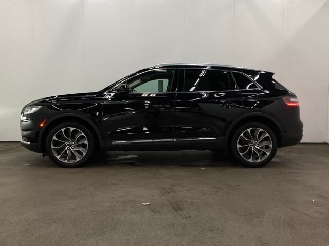 2021 Lincoln Nautilus Reserve