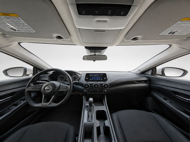 Used 2023 Silver Nissan S image 11