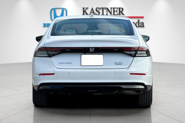 New 2026 Silver Honda Touring image 5