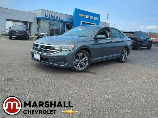 Pyrite Silver Metallic 2024 Volkswagen Jetta SE FWD Sedan Front-Wheel Drive 8-Speed Automatic