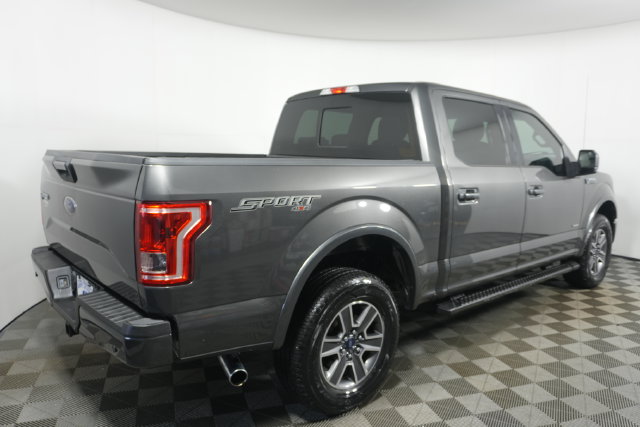 Used 2017 Gray Ford XLT image 3