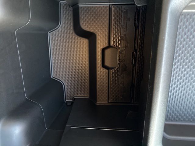 2026 Ram 1500 Big Horn/Lone Star - Silver Zynith exterior view 20