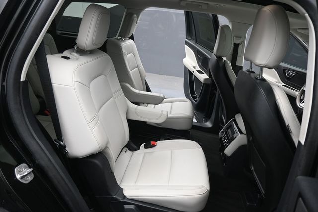 Used 2025 Lincoln Aviator SUV