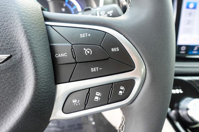 used 2024 Chrysler Pacifica Hybrid car, priced at $26,797