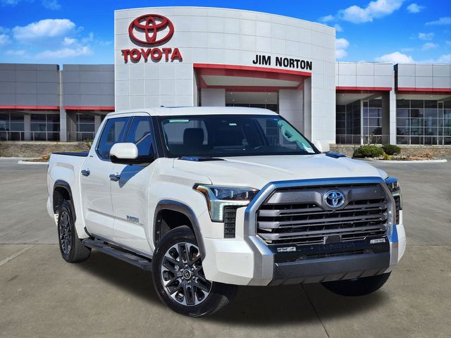 2024 Toyota Tundra Limited's photo