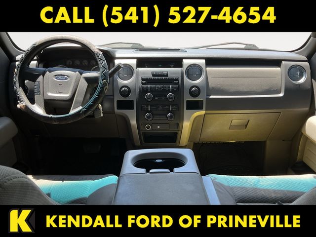 Used 2010 White Ford  image 10
