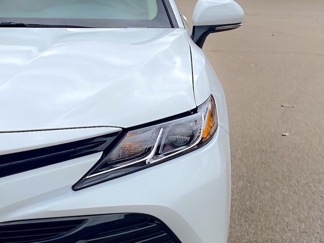 2020 Toyota Camry LE 12