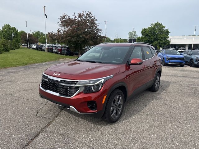 2024 Kia Seltos 2.0 S AWD's photo