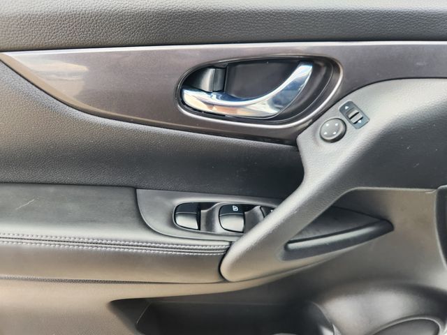 2020 Nissan Rogue SV White at South Houston Nissan