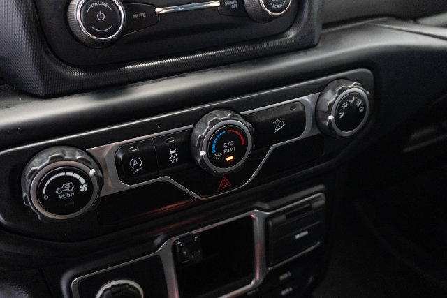 Used 2018 Jeep Wrangler SUV