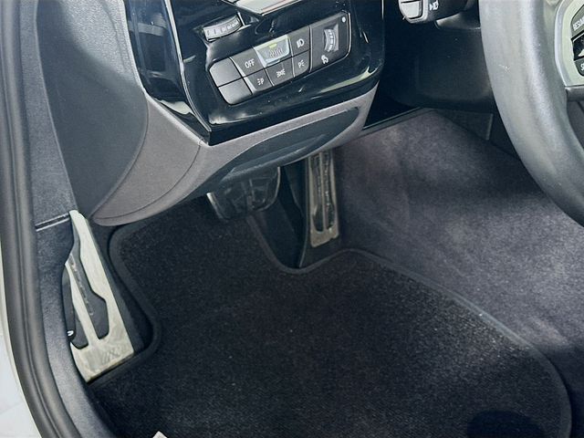 Thumbnail: 2022 BMW Z4 - 10