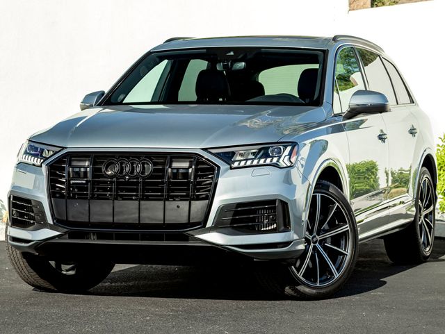 2023 Audi Q7 quattro Premium Plus 55 TFSI