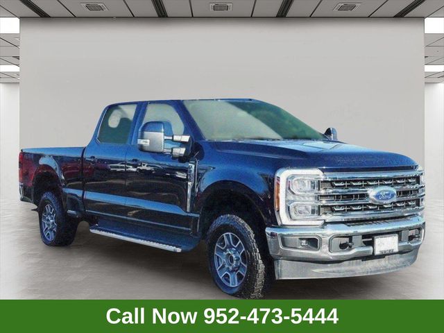2023 Ford F-250 Super Duty Lariat Crew Cab 4WD