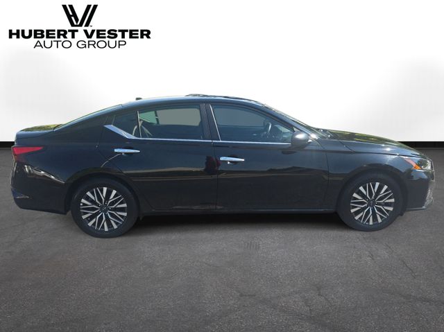 Used 2025 Nissan Altima Sedan