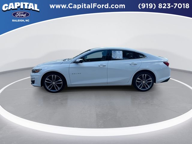 Used 2022 White Chevrolet LT image 5