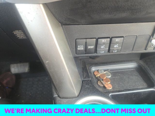 2015 Toyota RAV4 Limited photo