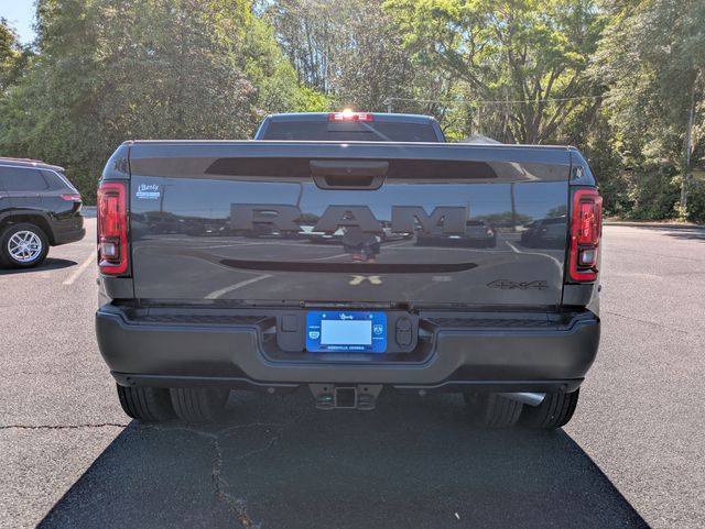 2026 Ram 3500 Tradesman Crew Cab 4x4 8' Box