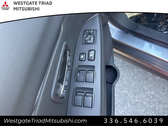 MitsubishiOutlander Sport14