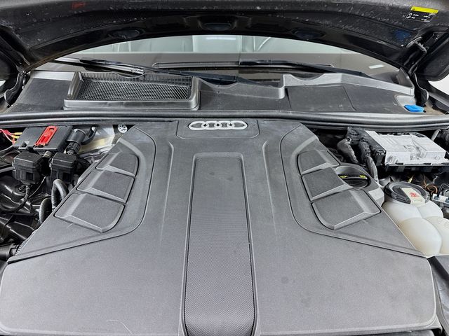 2019 Gray Metallic Audi Q7 55 Premium Plus quattro AWD SUV