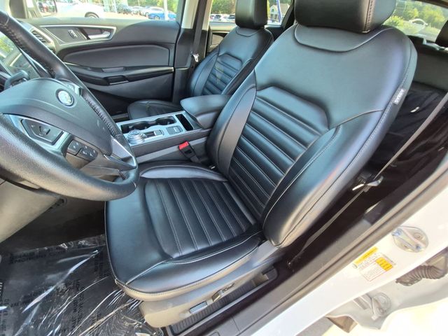 Used 2024 White Ford SEL image 21