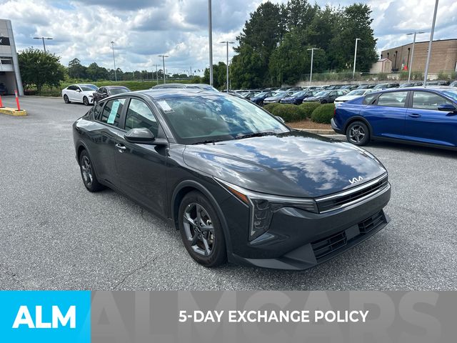 Used 2025 Gray Kia LXS image 3