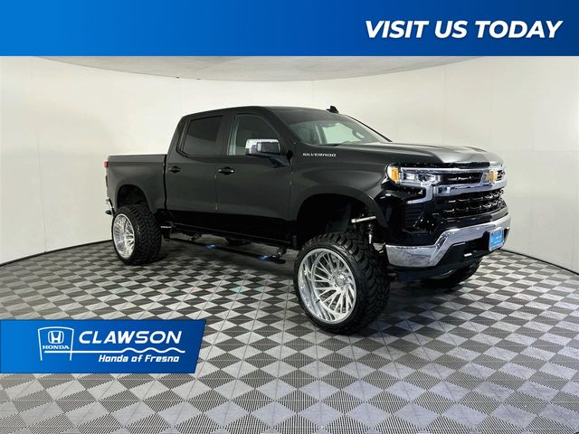 2025 Chevrolet Silverado 1500 LT Crew Cab Short Box's photo