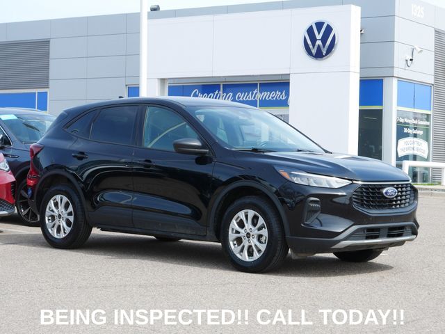 Black Metallic 2025 Ford Escape Active AWD SUV / Crossover All-Wheel Drive 8-Speed Automatic