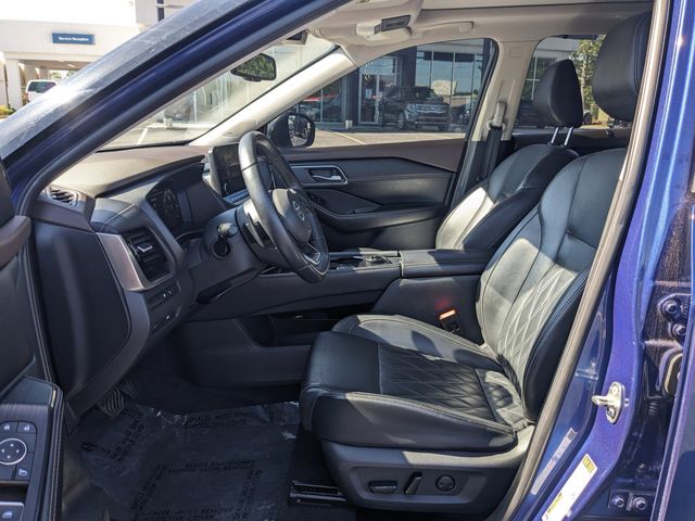 2021 Nissan Rogue Platinum photo