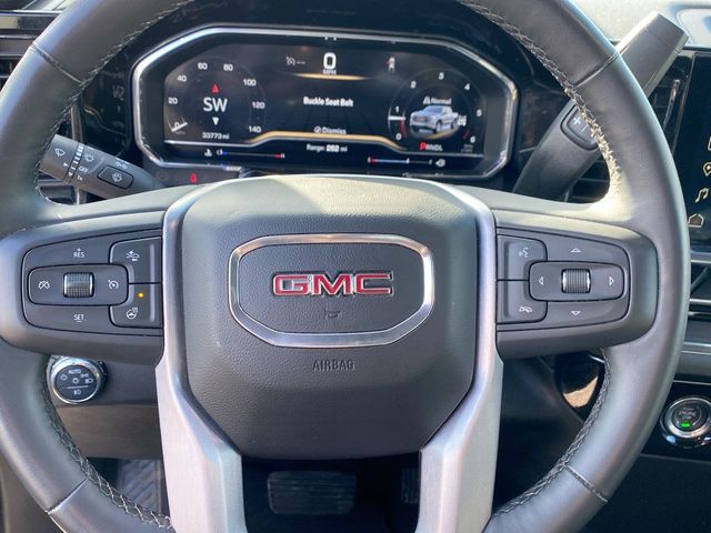 2024 GMC Sierra 1500 SLT 11