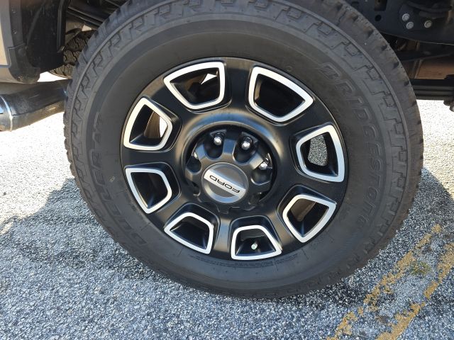 2024 Ford F-350SD Platinum:169155B