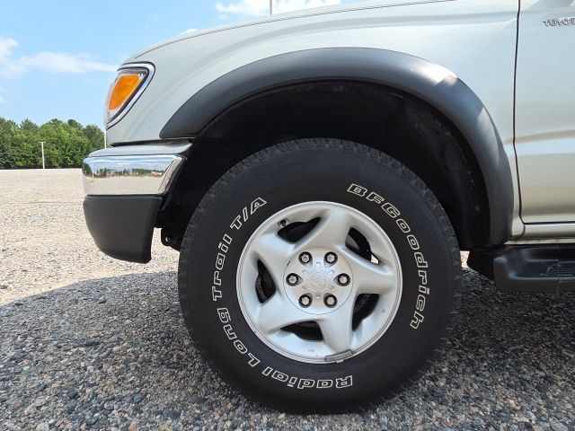 Used 2004 Toyota Tacoma Truck