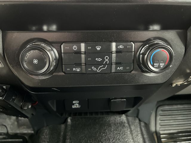 Used 2022 White Ford XL image 18