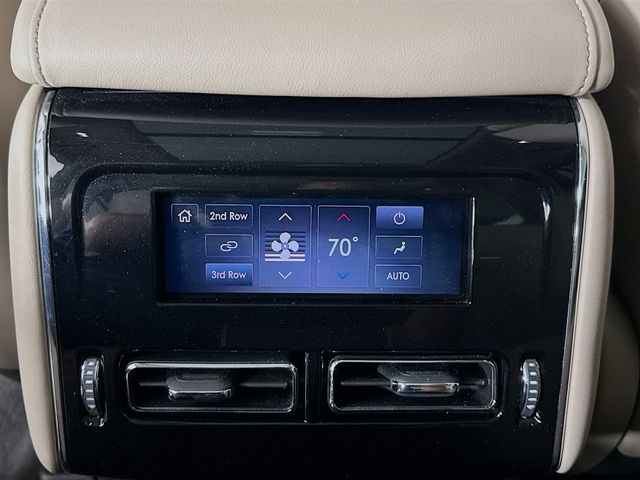 2022 Pristine White Metallic Tri-Coat Lincoln Aviator Reserve RWD SUV