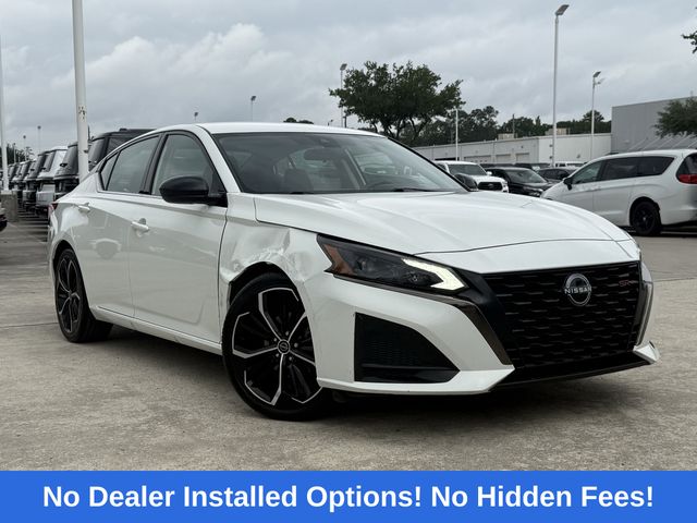 2023 Nissan Altima 2.5 SR White at Classic Elite Chevrolet Sugar Land