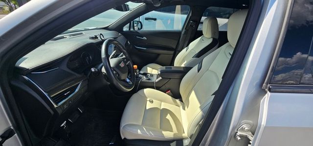 Thumbnail: 2021 Cadillac XT4 - 6