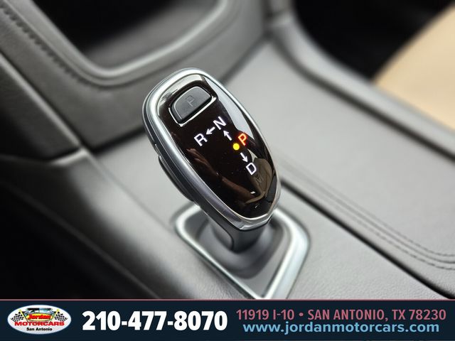 Used Car 2018 Cadillac Xt5  Platinum For Sale Under $25,000 In San Antonio, Texas