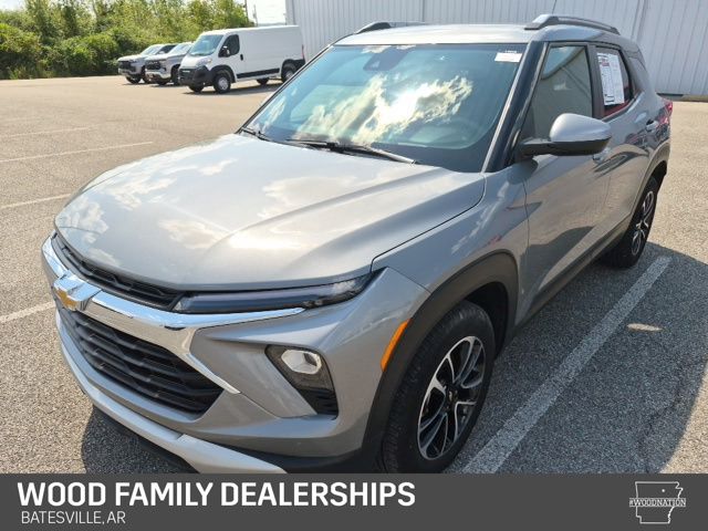 Sterling Gray Metallic 2025 Chevrolet Trailblazer SUV / Crossover Front-Wheel Drive Continuously Variable Transmission