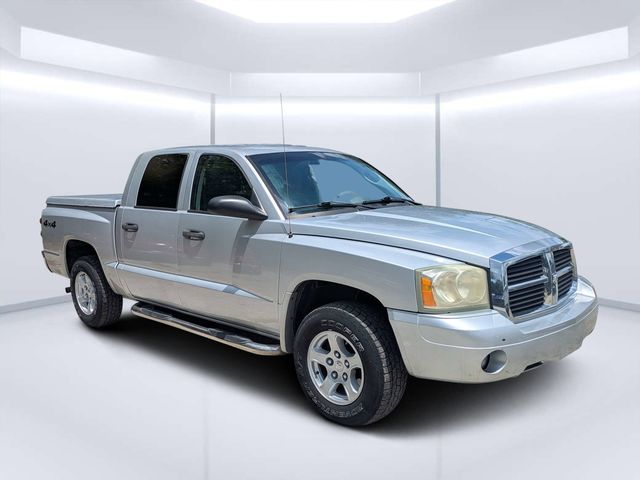 Silver 2006 Dodge Dakota SLT Quad Cab 4WD Pickup Truck Four-Wheel Drive 5-Speed Automatic